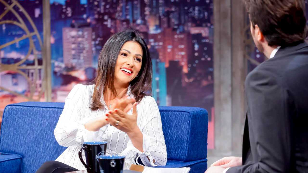 Suzana Alves no The Noite