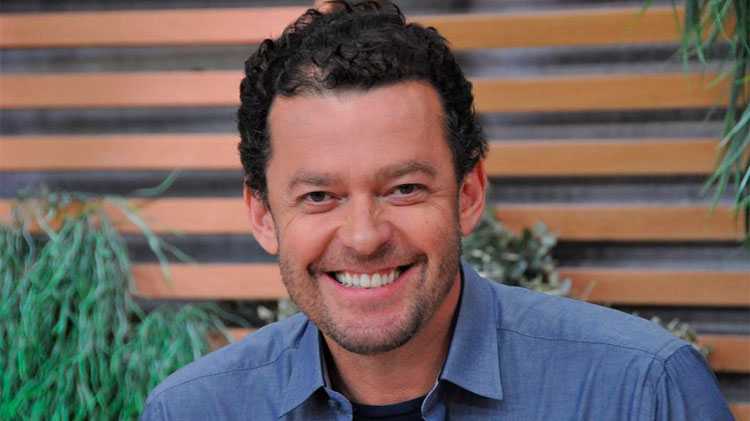 Apresentador Fernando Rocha