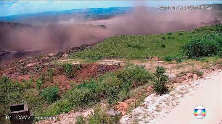Globo é criticada por exibir exaustivamente vídeo exclusivo de Brumadinho: "Todo intervalo isso"