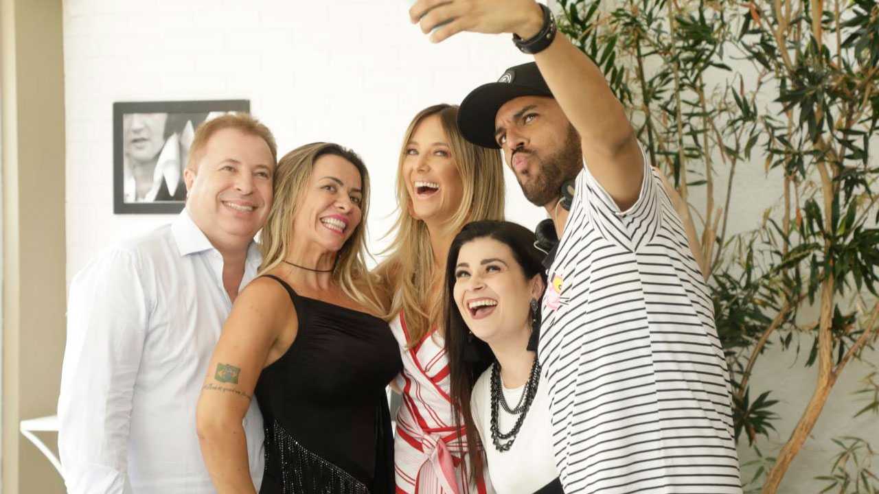 Ticiane Pinheiro com as famílias trocadas
