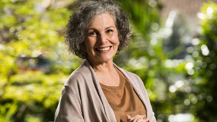 Margot (Irene Ravache) em Espelho da Vida