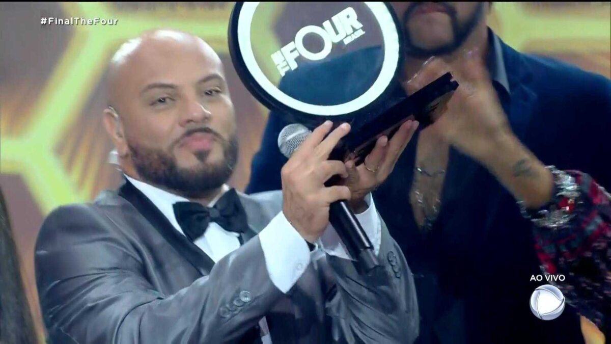 Ivan Lima vence o The Four Brasil