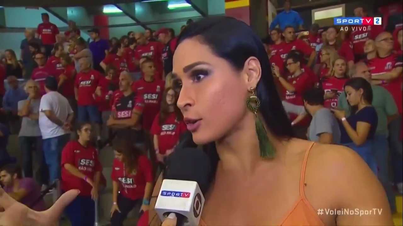 Jaqueline concede entrevista ao SportTV, alguns minutos antes de se sentir mal