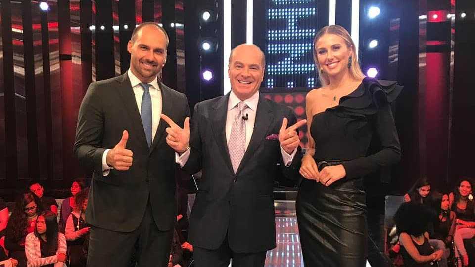Eduardo Bolsonaro e Marthina Brandt no Mega Senha