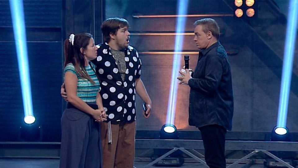 Lucas Salles e Camila Colombo ao lado de Gugu na Prova do Homens do Power Couple Brasil 4