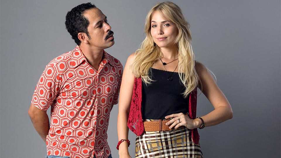 Francis (Edmilson Filho) e Marylin (Letícia Colin)