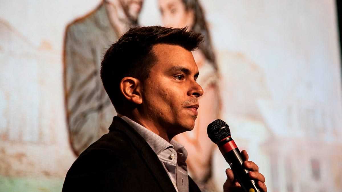 Autor Gustavo Reiz