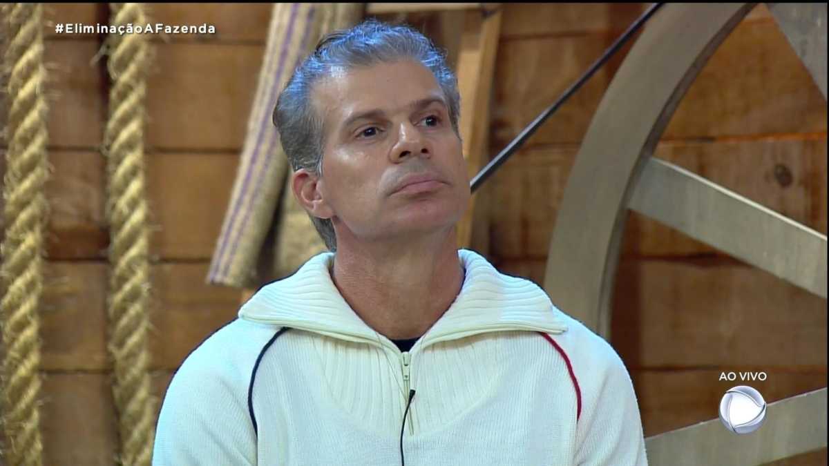 Túlio Maravilha é eliminado de A Fazenda 11