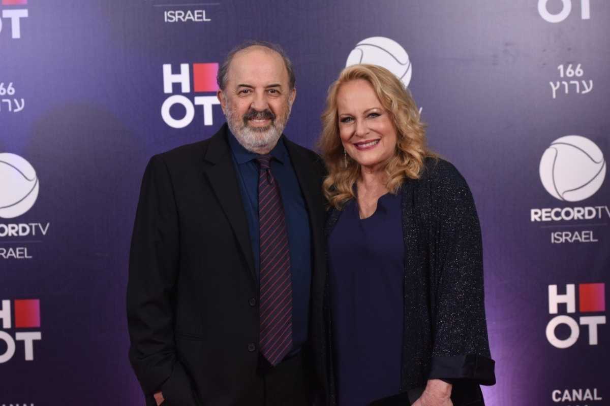 Lucinha Lins e marido Cláudio Tovar na inauguração da Record TV Israel