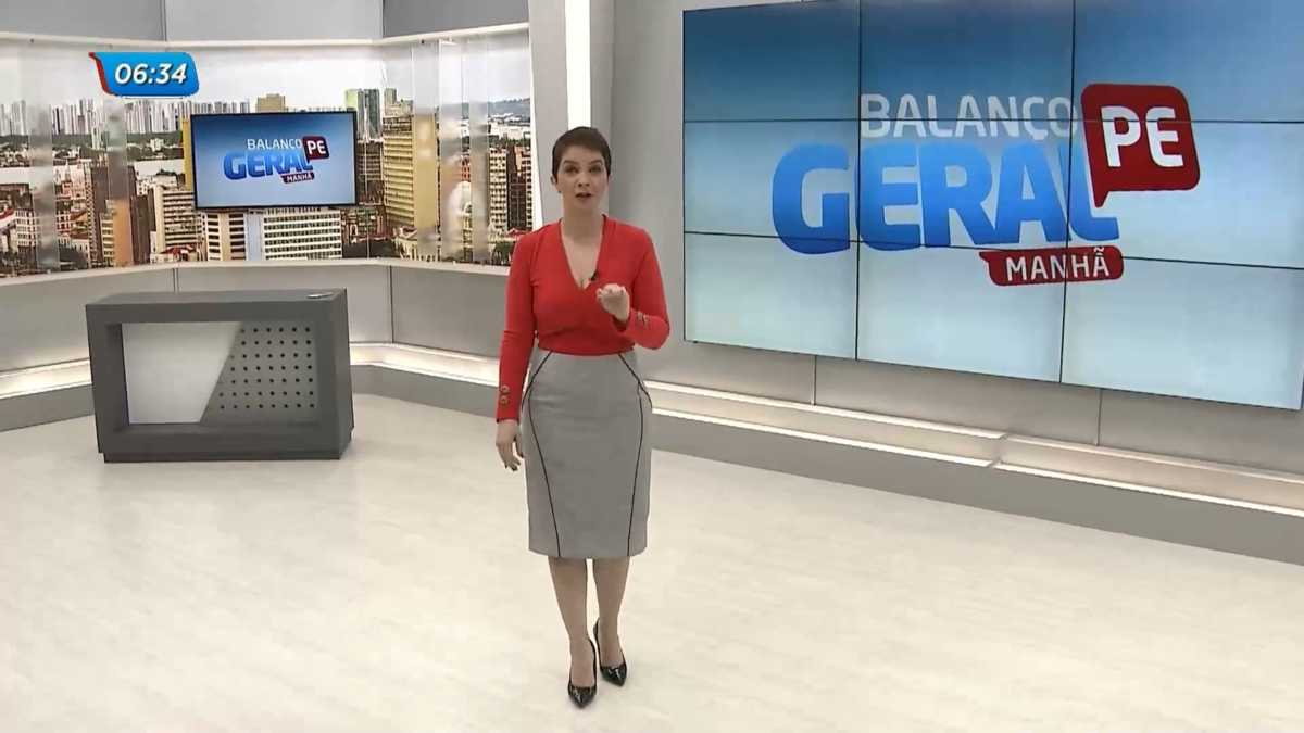 Isly Viana apresentando o Balanço Geral Manhã