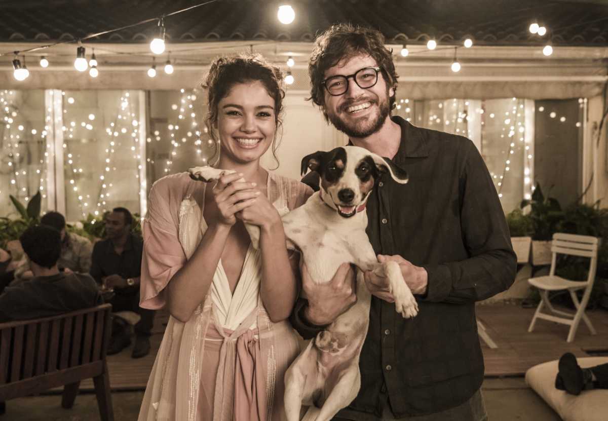 Foto de Paulo (Emilio Dantas) e Maria Alice ( Sophie Charlotte)  em Todas as Mulheres do Mundo