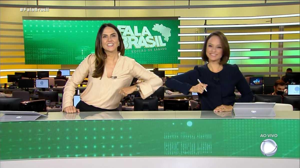 Carla Cecato cumprimenta Lidiane Shayuri no final do Fala Brasil Edição de Sábado