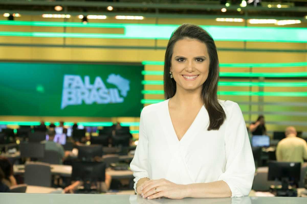 Roberta Piza apresentando o Fala Brasil