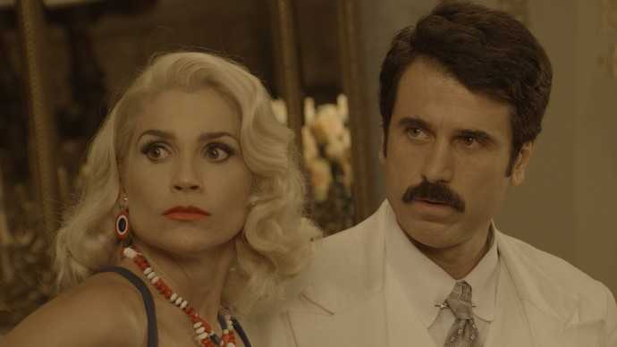 Sandra e Ernesto ficam desesperados em Êta Mundo Bom!