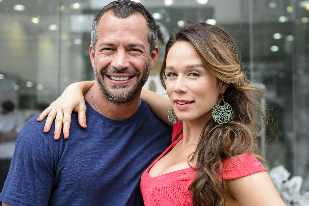 Tancinha (Mariana Ximenes) e Apolo (Malvino Salvador) em cena da novela Haja Coração