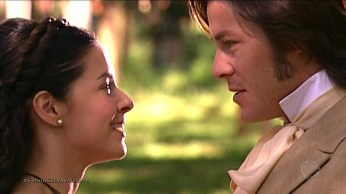 Bianca Rinaldi e Theo Becker em cena final da novela A Escrava Isaura
