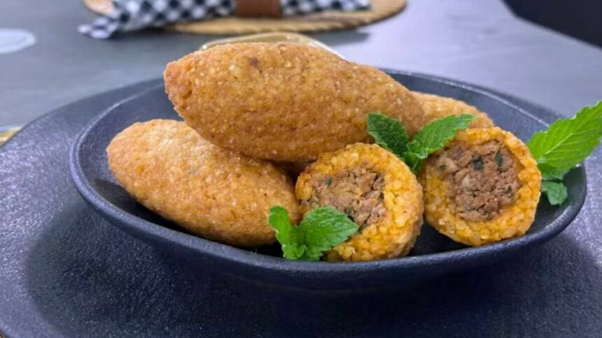Quibe de arroz em trecho de receita no Mais Você