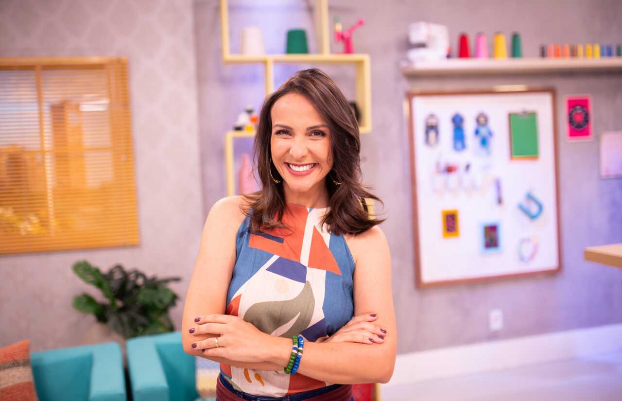 Tatiane Camargo - Arte Brasil - TV Aparecida