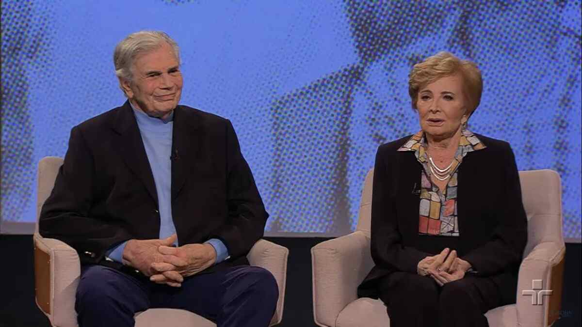 Casal de atores Tarcísio Meira e Gloria Menezes em entrevista a TV Cultura
