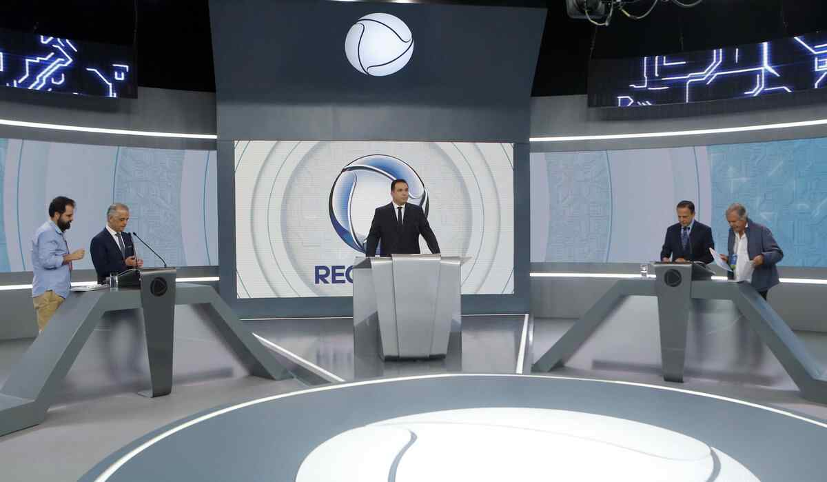 Cenário do Debate para prefeitos em SP