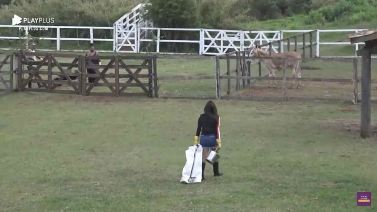 Jojo Todynho fas grupo levar punição em "A Fazenda 12"