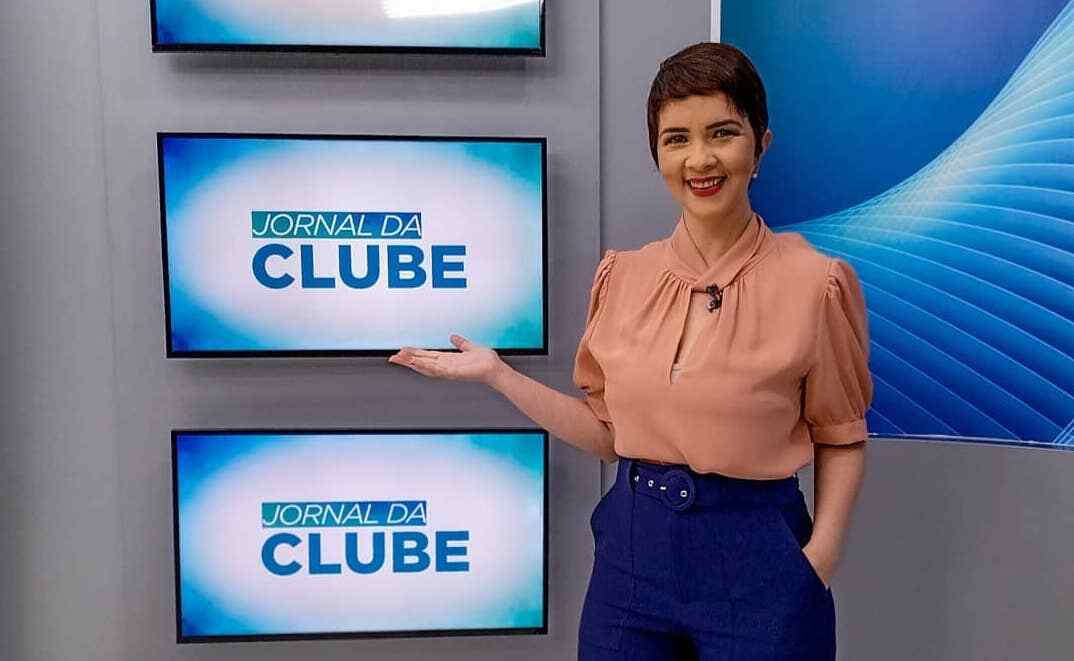 Isly Viana no cenário do Jornal da Clube