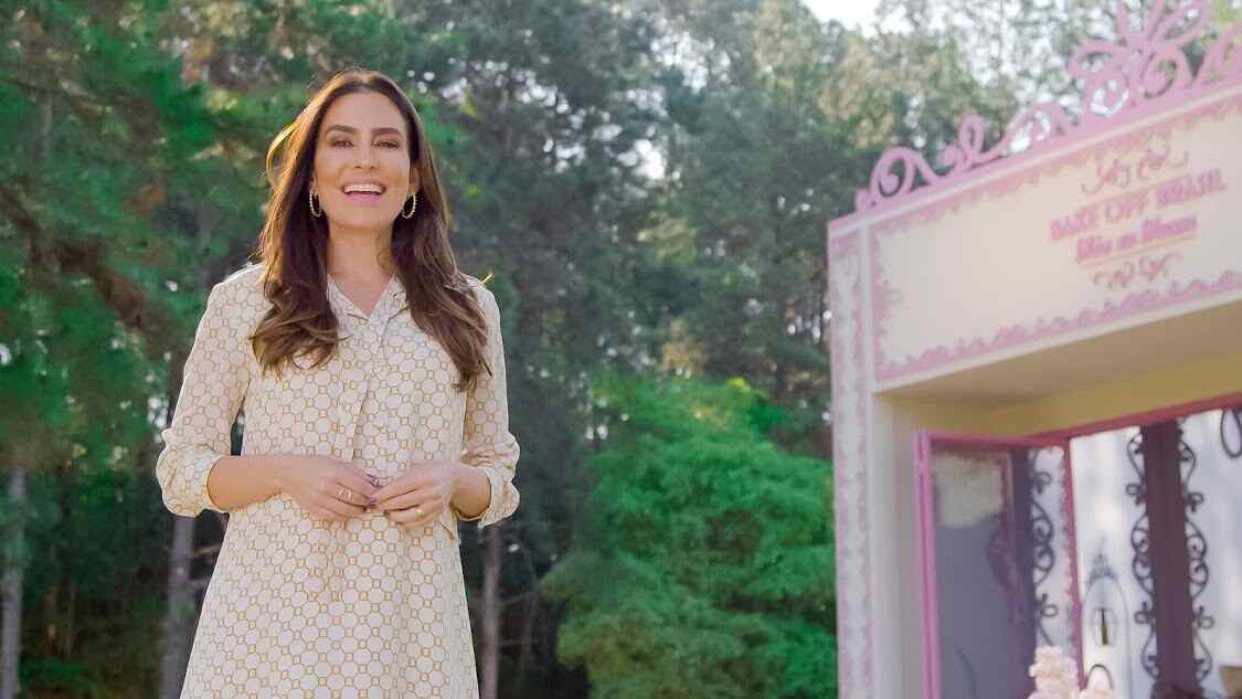 Ticiana Villa Boas comanda o Bake Off Brasil l Imagem: Divulgação/SBT