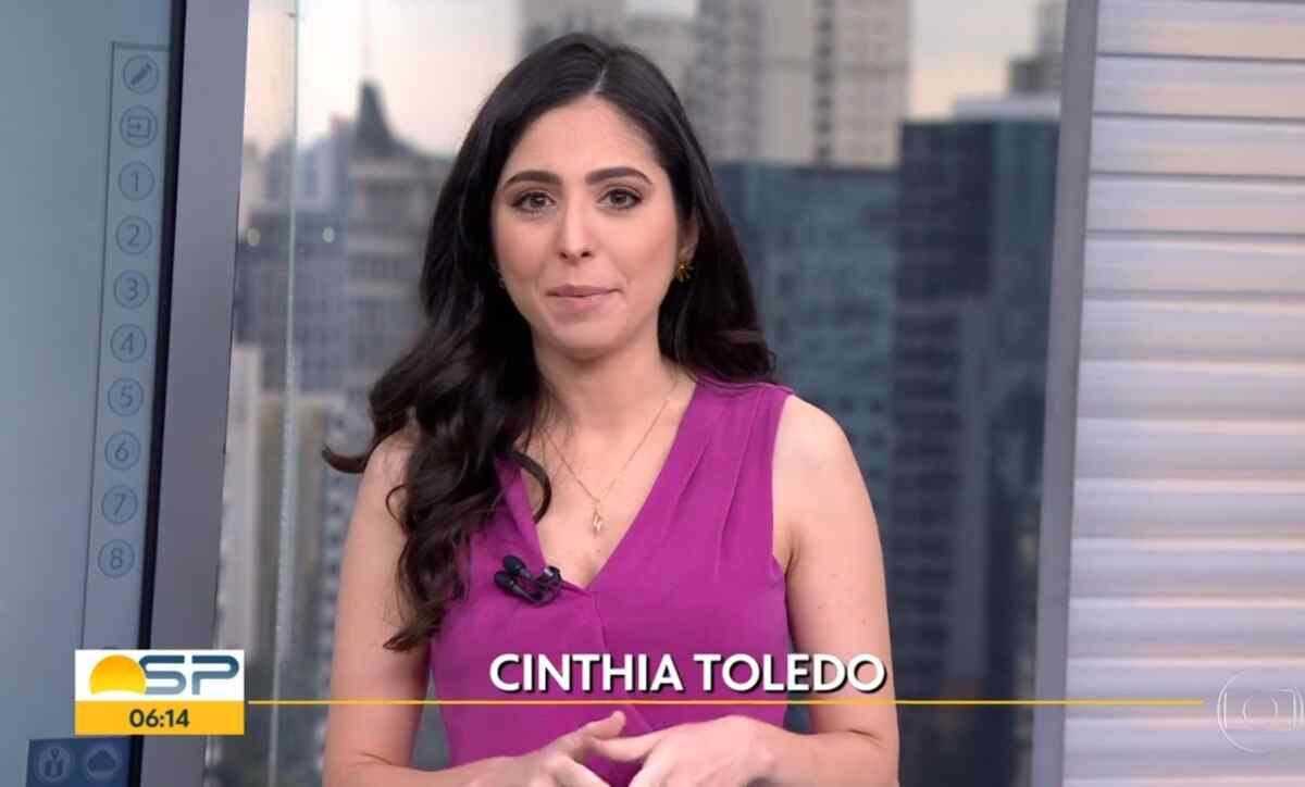 Cinthia Toledo no estúdio do Bom Dia SP
