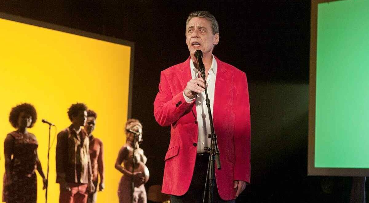Cena do filme Chico - Artista Brasileiro
