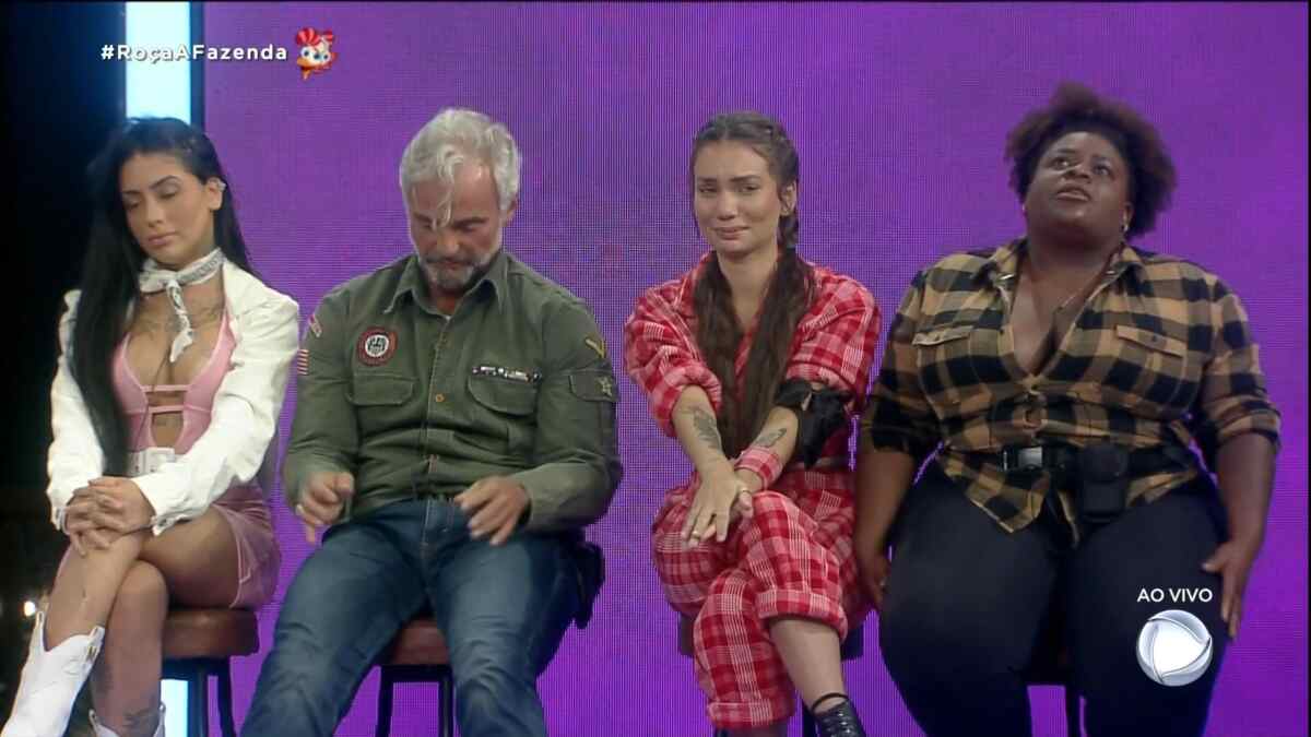 Mirella, Mateus, Stéfani e Jojo se emocionam ao serem indicados para a roça