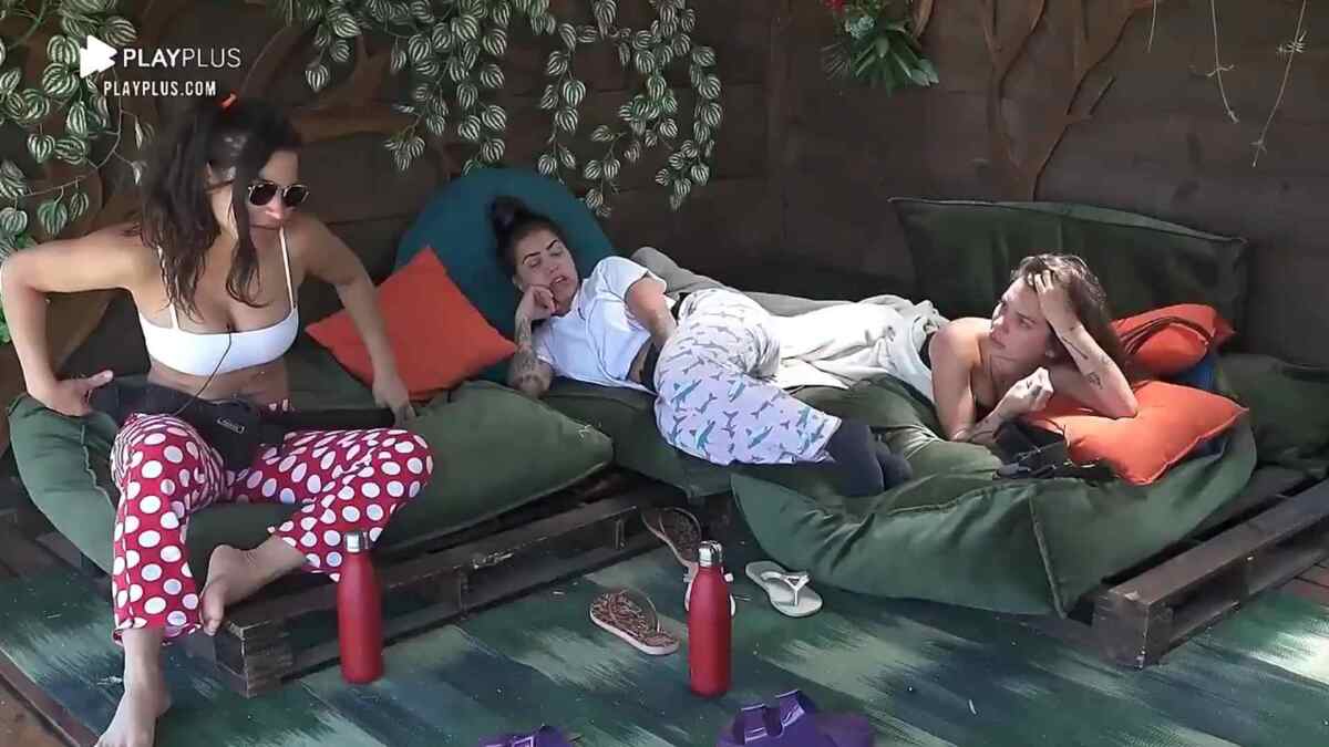 Raissa Barbosa comenta o que acha sobre o casal Tays e Biel em A Fazenda 12