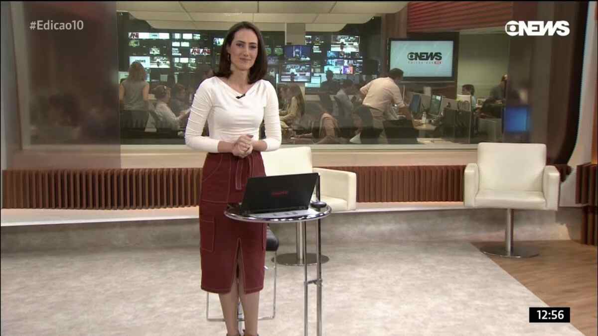 Raquel Novaes durante uma edição do Jornal da GloboNews - Edição das 10h