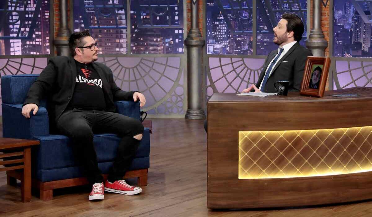 Evandro Berlesi e Danilo Gentili no estúdio do The Noite