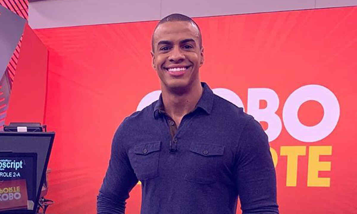 Thiago Oliveira nos estúdios do Globo Esporte