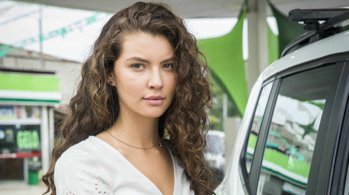 Atriz Alanis Guillen como protagonista de Malhação: Toda Forma de Amar, ela viverá a nova Juma no remake de Pantanal