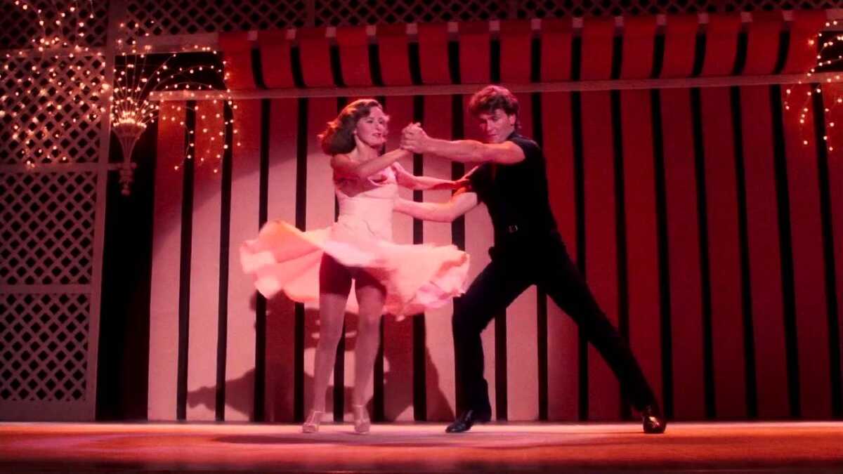 Cena do filme Dirty Dancing - Ritmo Quente, exibido pela Globo na Sessão de Sábado