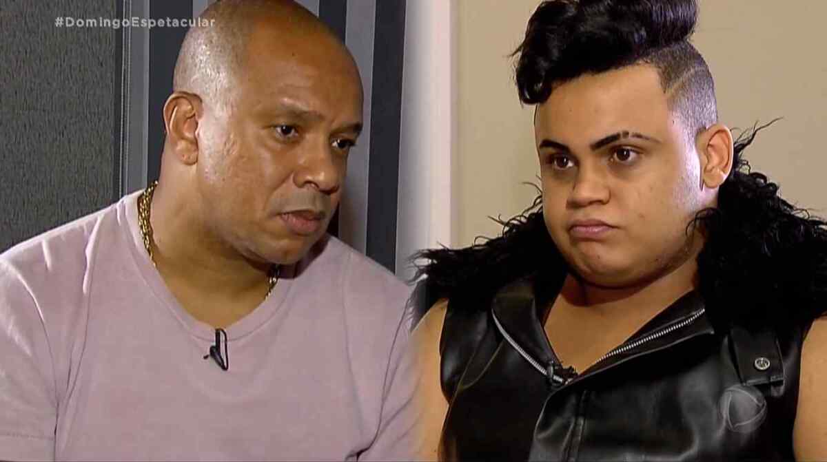 MC Maylon e Anderson do Molejo são entrevistados por Roberto Cabrini para o Domingo Espetacular da Record TV