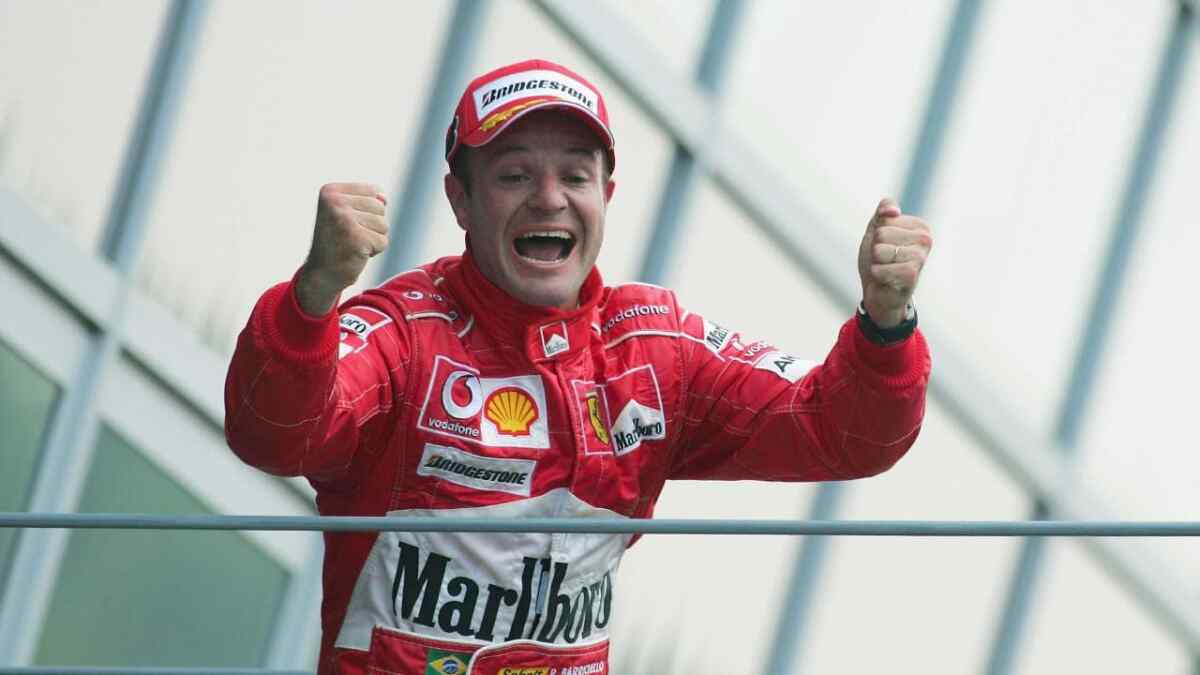 Rubens Barrichello em pódio de corrida da Fórmula 1