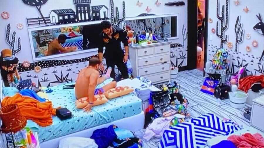 Caio recebe a ajuda de Rodolffo no quarto Cordel do BBB 21
