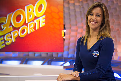 Cris dias no antigo estúdio do globo esporte no rio de janeiro