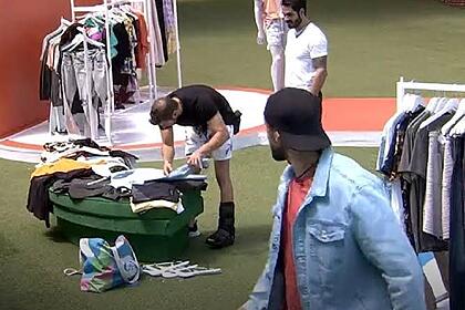 O clima ficou tenso entre Caio e Arthur durante uma ação com o patrocinador do programa. Arthur falou que Caio só pensa em fumar e o fazendeiro disparou: "Vai tomar no c*"
