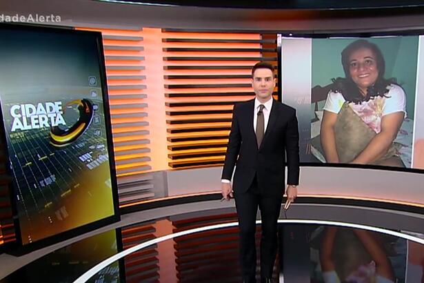 Luiz Bacci no estúdio do Cidade Alerta falando sobre o Caso Lucilene