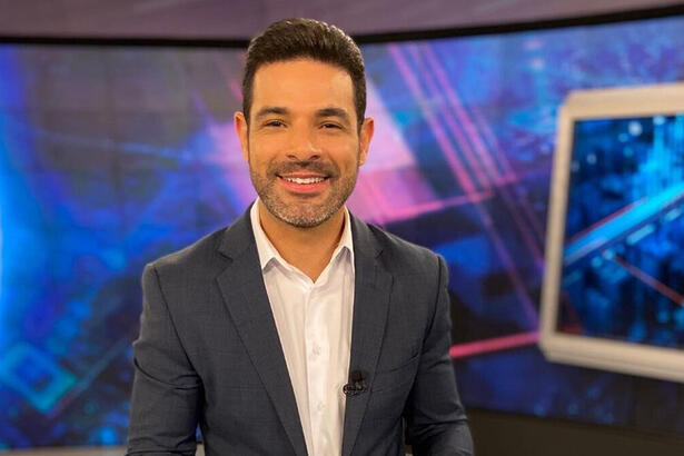 Darlisson Dutra nos estúdios do Primeiro Impacto no SBT