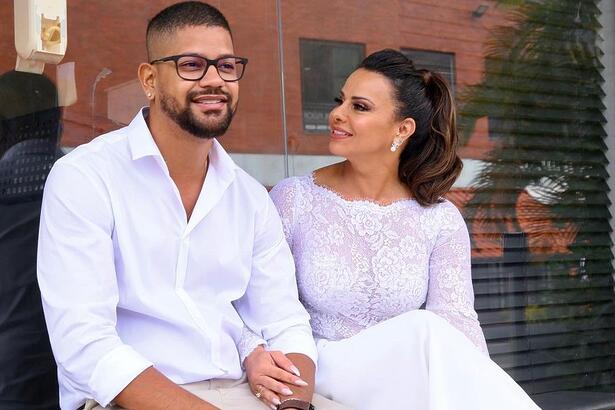Guilherme Militão e Viviane Araújo vestidos para o casamento