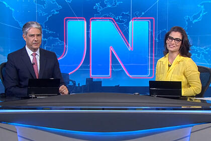 William Bonner e Renata vasconcellos nos estúdios do Jornal Nacional