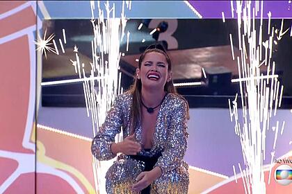 Juliette chora ao ganhar o BBB 21