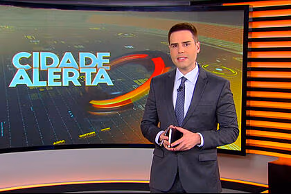 Luiz bacci nos estúdios do cidade alerta