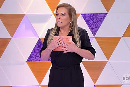 Christina Rocha com feição assustada no Casos de Família