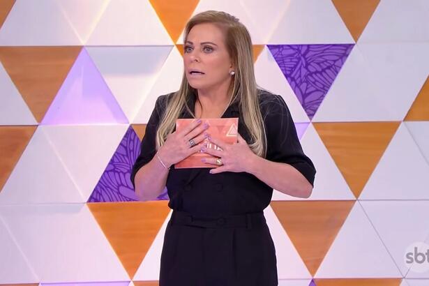 Christina Rocha com feição assustada no Casos de Família