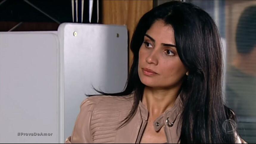 Patrícia França, vivendo Diana, em cena da novela Prova de Amor
